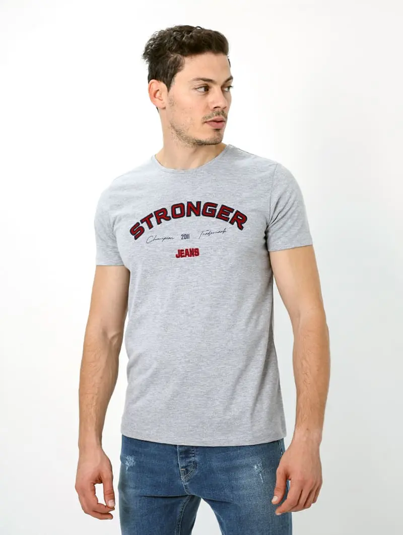 Tee shirt imprimé Stronger